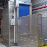 Vertical pallet conveyor / Paletten Etagenlift 02