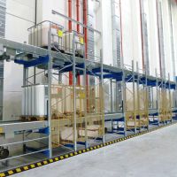 Vertical pallet conveyor / Paletten Etagenlift 08